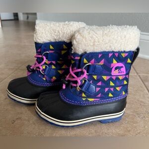 Sorel Yoot Pac Geometric Nylon Waterproof Boots Girls Size 12